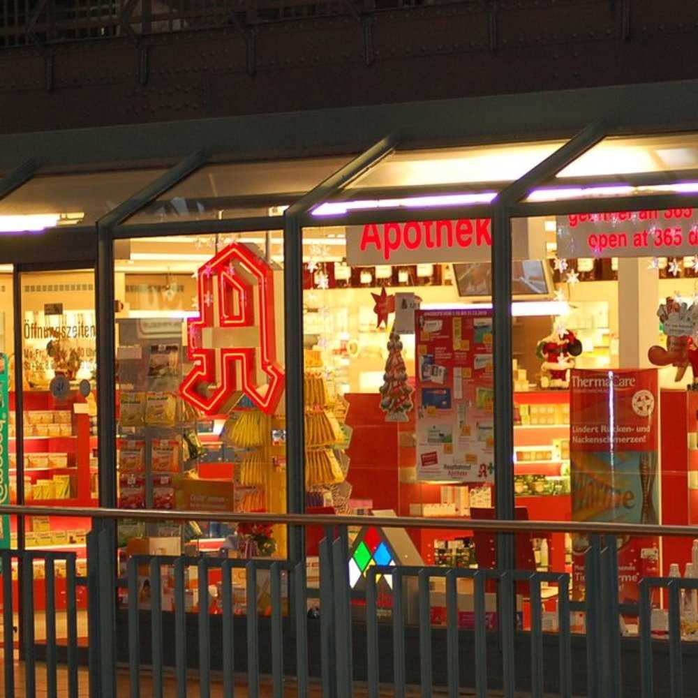 Das kompetente Apothekenteam in der Apotheke Wandsbek Gartenstadt